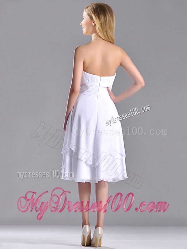 Cheap Strapless Chiffon White Dama Dress with Ruched Decorated Bust