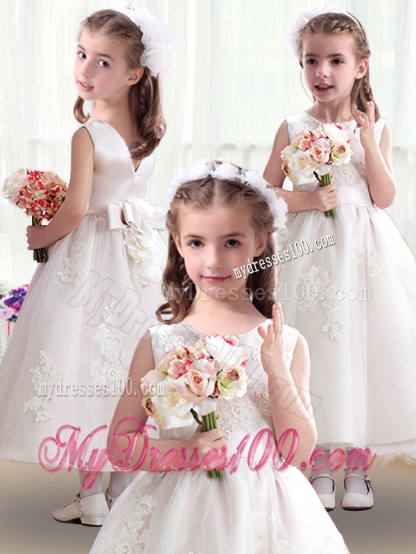 Romantic Scoop Flower Girl Dresses with Appliques and Bowknot