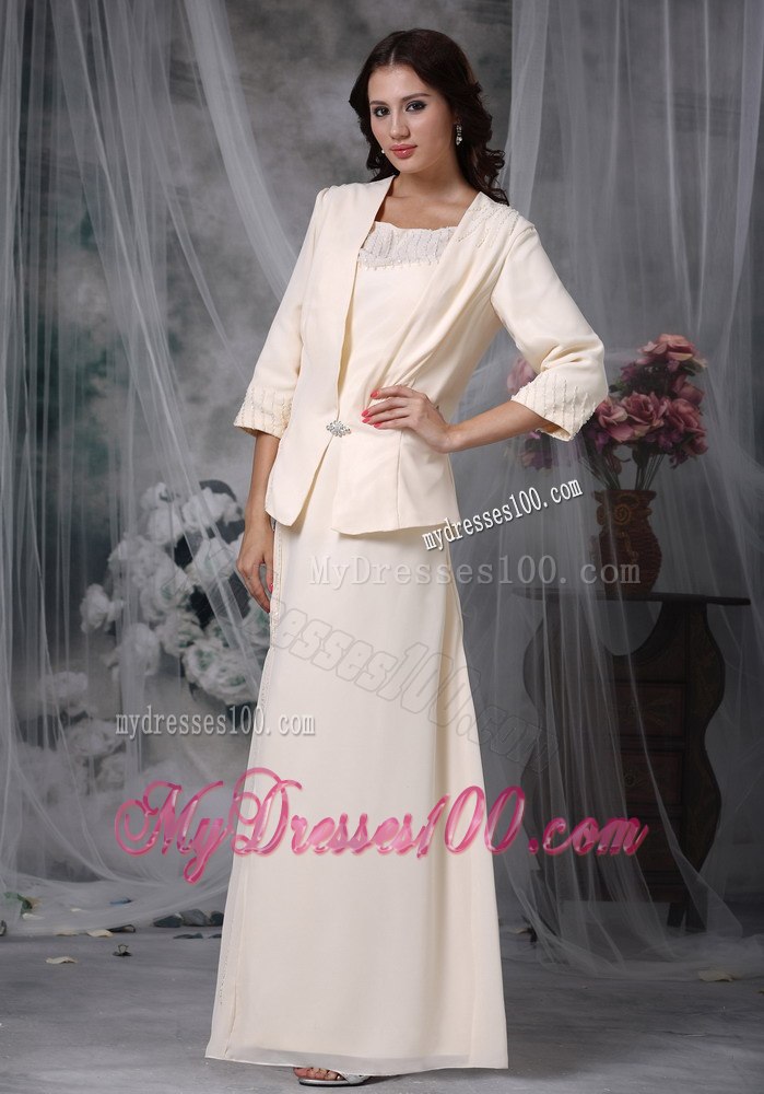 Scoop Neckline with Appliques Champagne Mothers Dress For Weddings