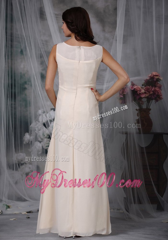 Scoop Neckline with Appliques Champagne Mothers Dress For Weddings