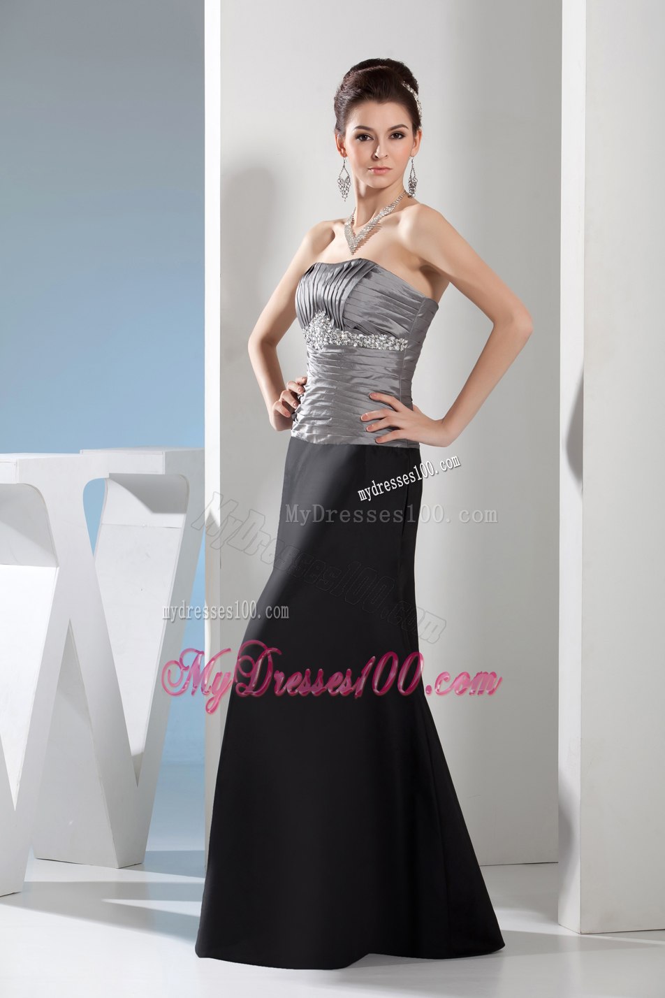 Siver and Black Strapless Mother Of The Bride Dress with Sequins