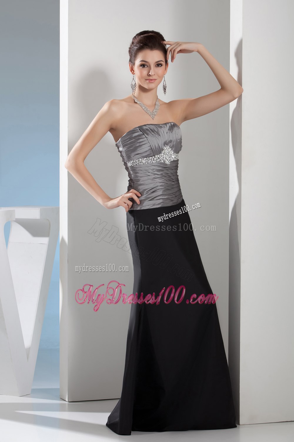 Siver and Black Strapless Mother Of The Bride Dress with Sequins