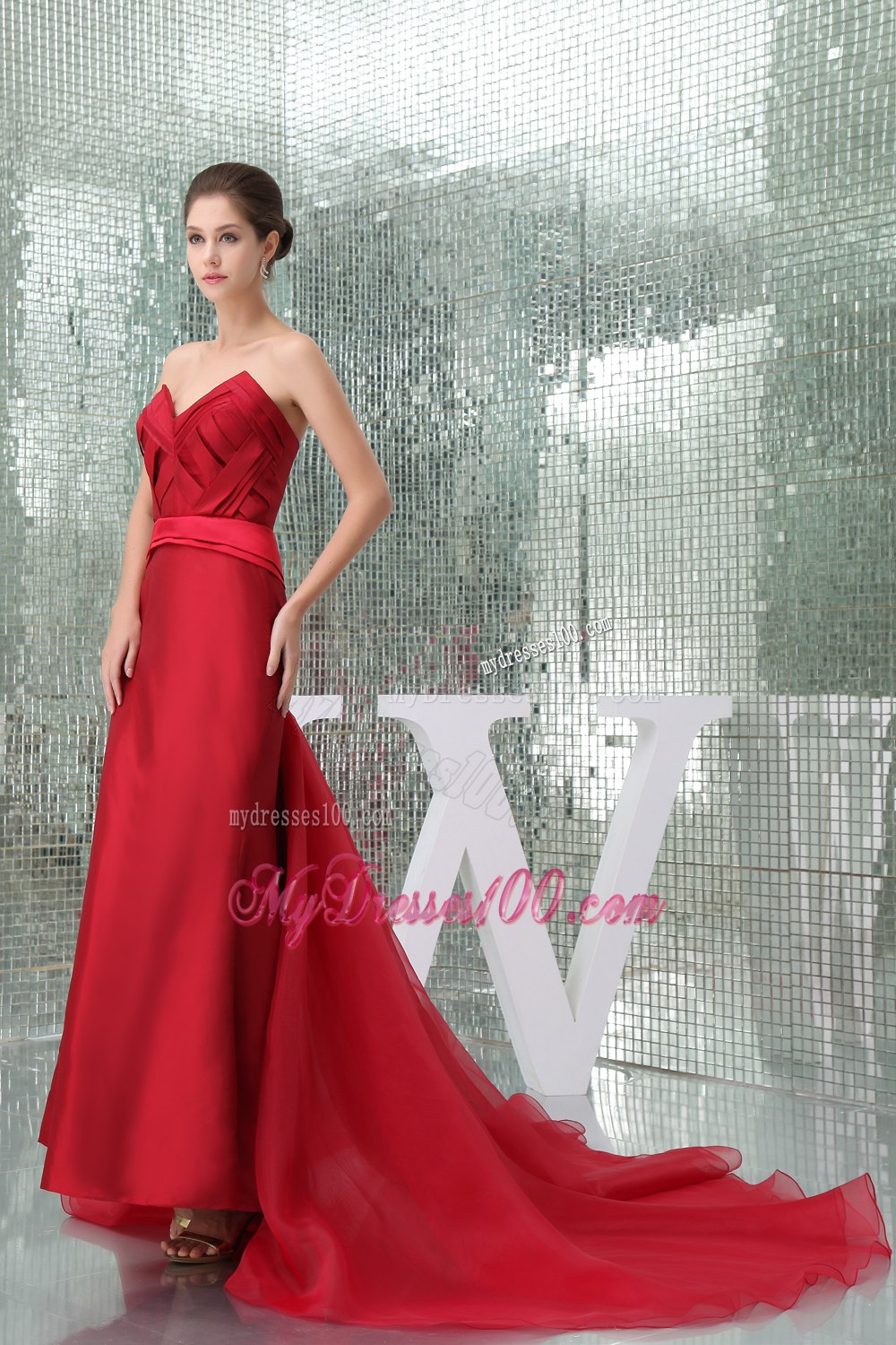 Watteau Train Mother Of The Bride Dress with V-neck in Red