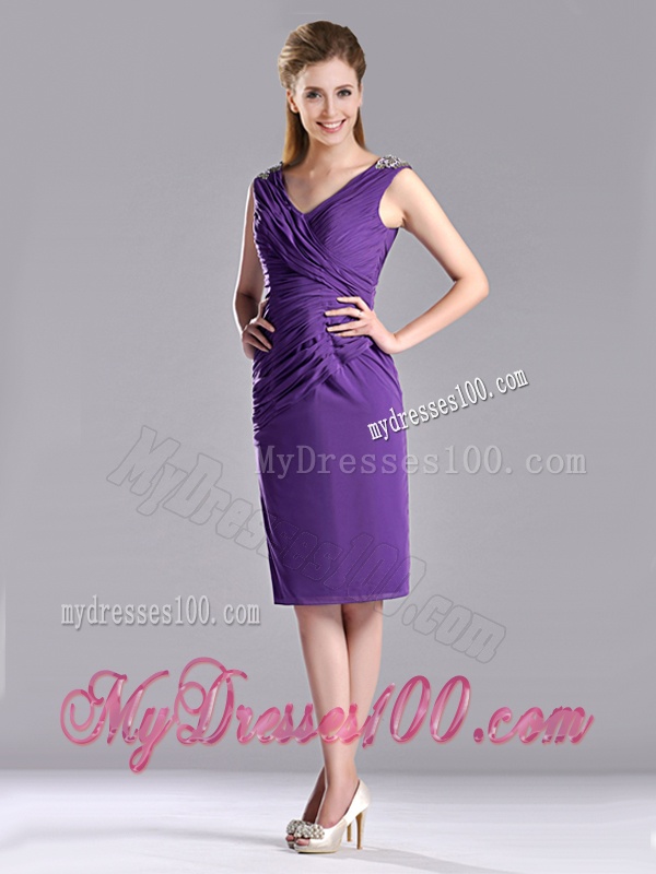 Cheap Column V Neck Knee-length Short Mother of The Bride Dress in Purple