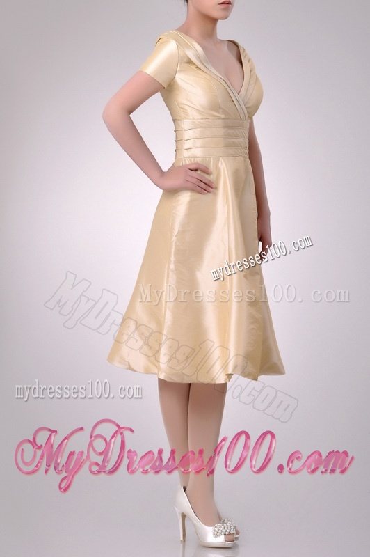 Hot Sale V Neck Champagne Tea Length Mother of The Bride Dress with Short Sleeves