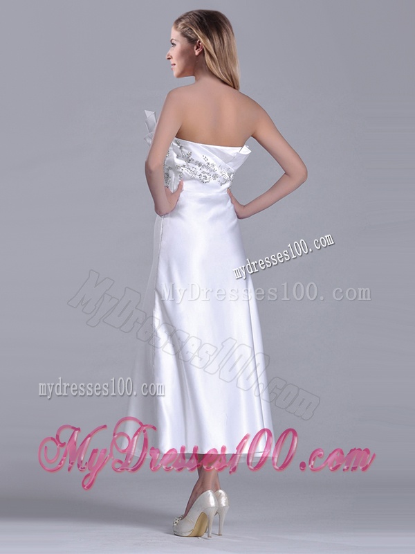 Latest Asymmetrical Side Zipper White Mother of The Bride Dress in Tea Length