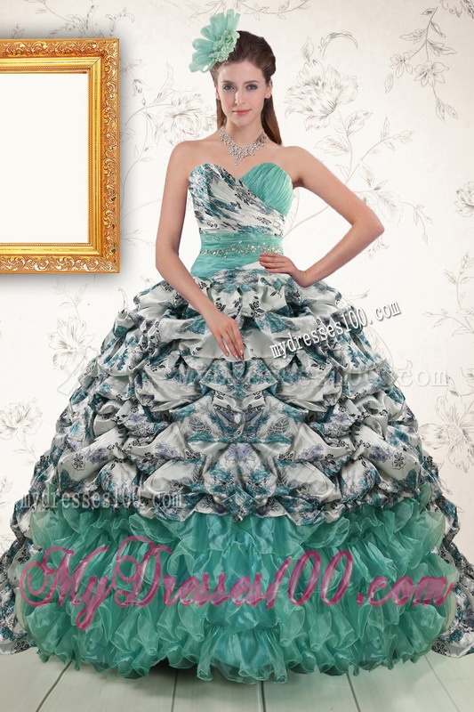 2016 Exquisite Turquoise Sweep Train Quinceanera Dresses with Beading and Picks Ups