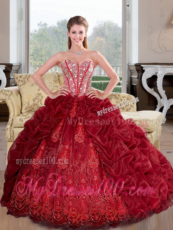 Inexpensive Sweetheart Beading and Pick Ups 2016 Quinceanera Dresses in Wine Red