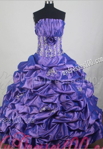 Eggplant Purple Quinceanera Gowns with Appliques and Pick-ups