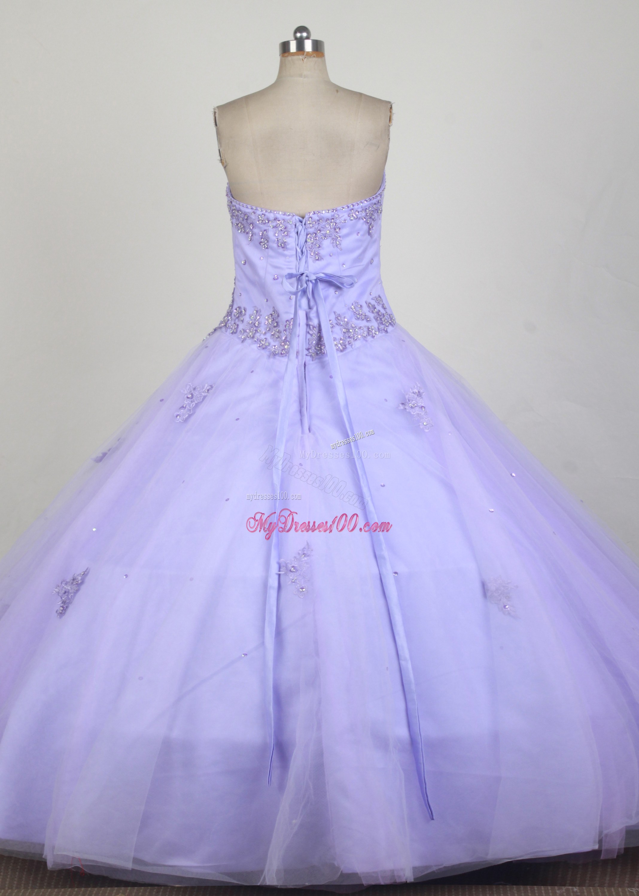Sweetheart Strapless Appliqued Lilac Quinceanera Gowns