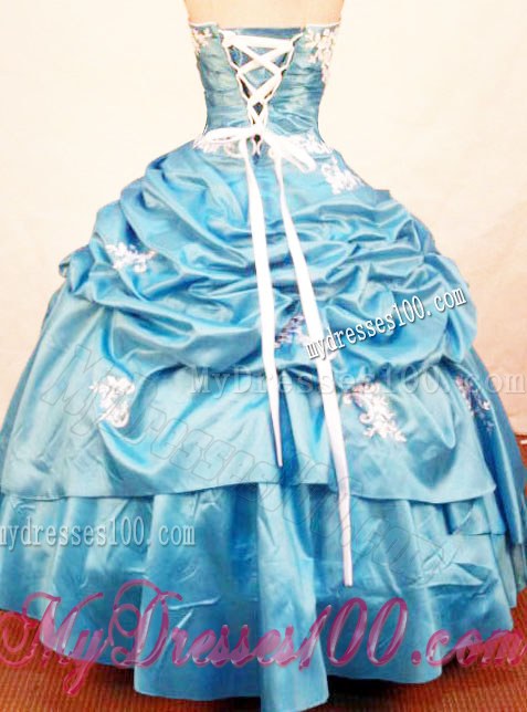 Ruching Appliques Layers and Pick-ups Decorated Sweet 16 Dresses