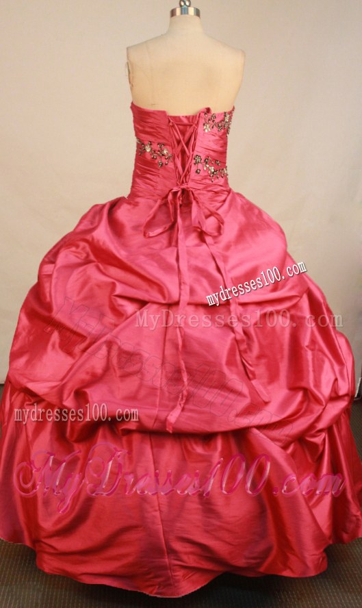 Beautiful Embroidery Puffy Taffeta Quinceanera Gowns in Red