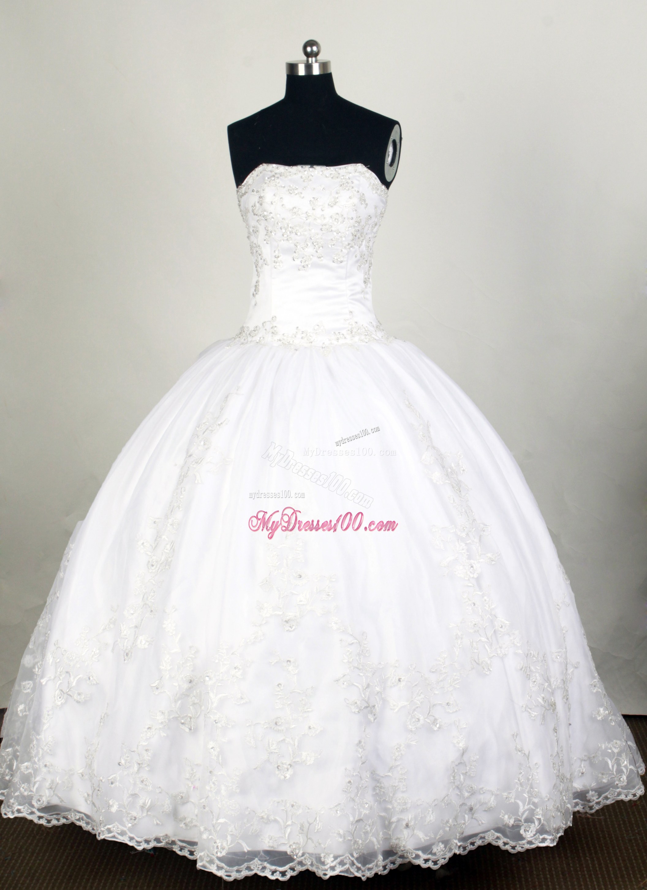 Pure Beading White Sweet sixteen dresses with Lace Hemline For Quinces