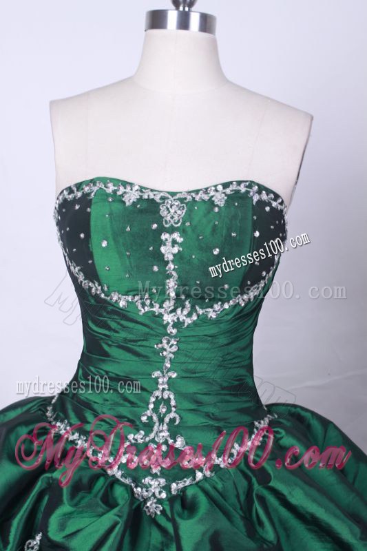 Bodice Quinceanera Dresses Decorated by Pick-ups and Appliques