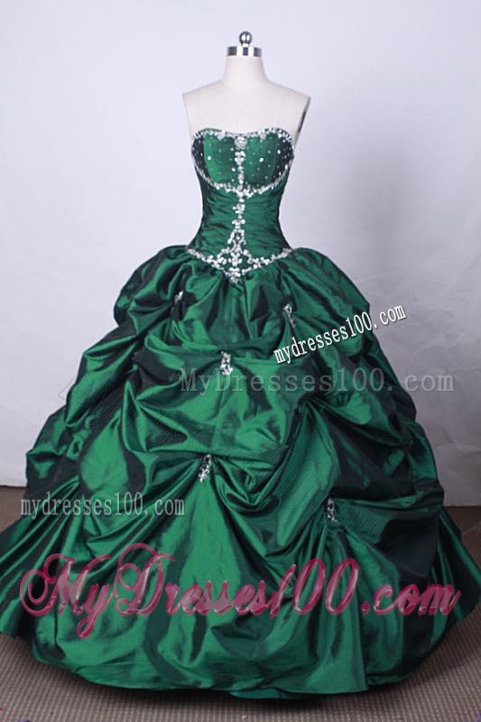 Bodice Quinceanera Dresses Decorated by Pick-ups and Appliques