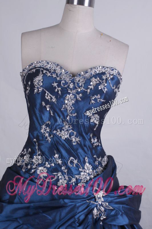 Sweetheart Layers and Beading Appliques Quinceanera Dresses