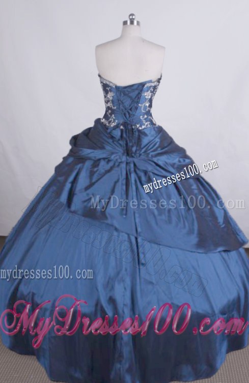Sweetheart Layers and Beading Appliques Quinceanera Dresses