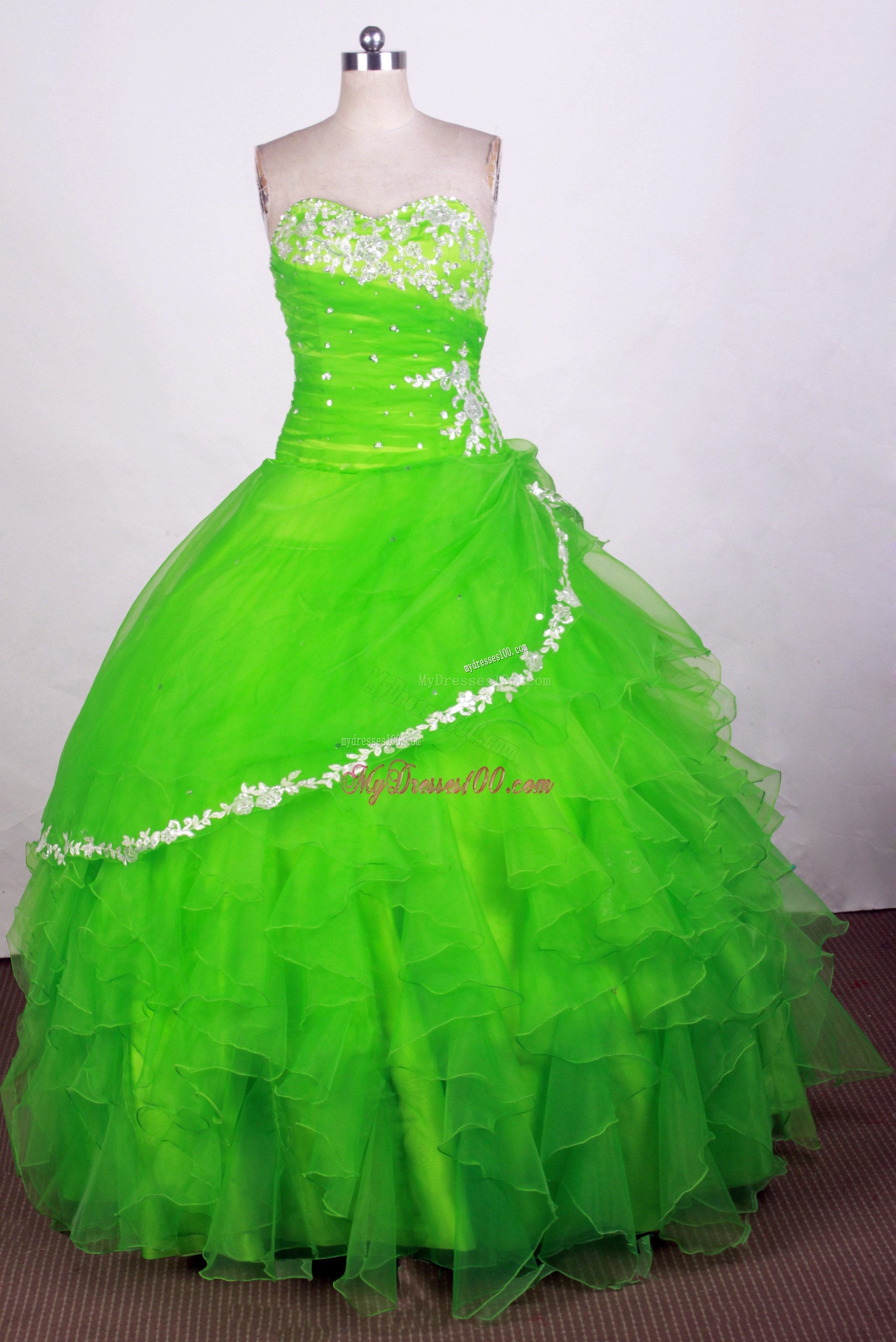 Beaded Appliques Decorate Ruffled Dresses 16 in Spring Green