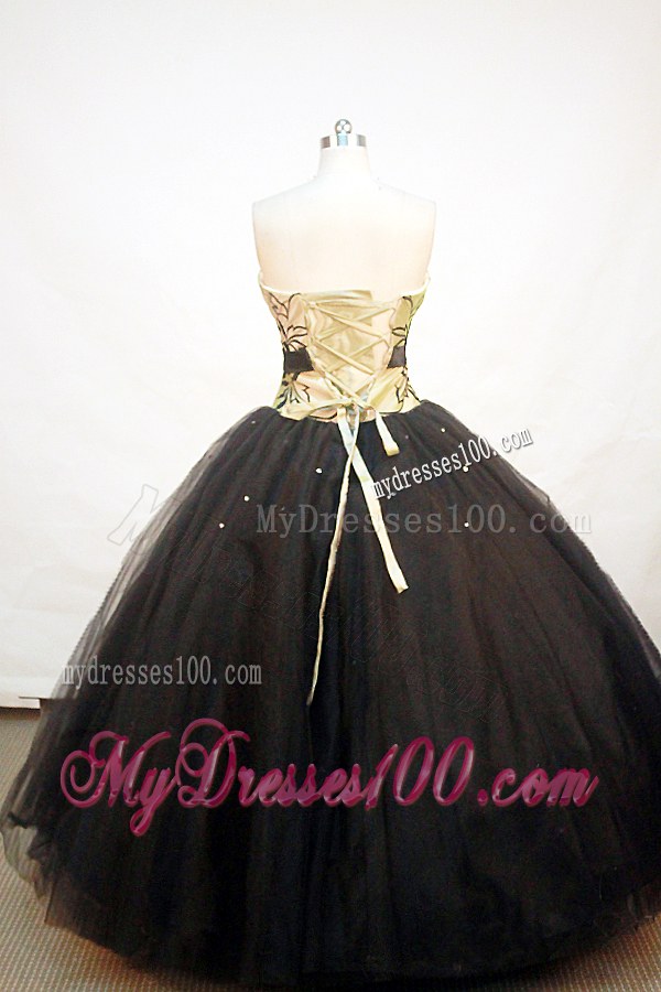 Elegant Gold and Black Dress for Quinceanera with Print