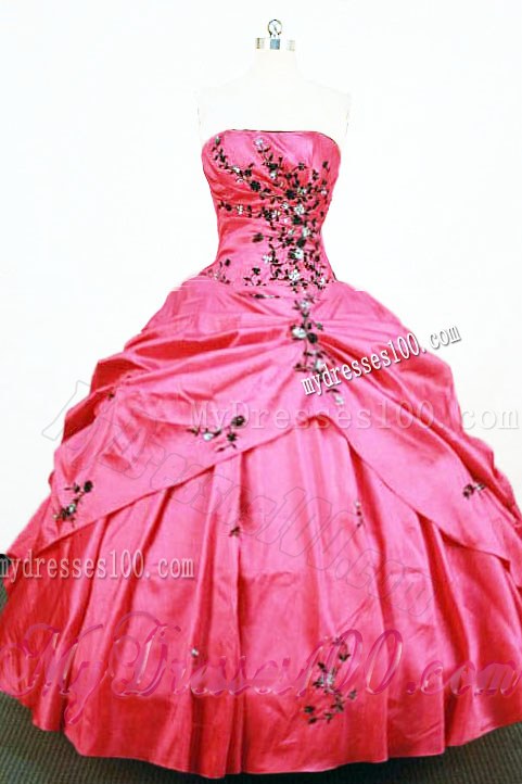 Chic Quinceanera Dresses Decorated by Diamond and Floral Embroideries