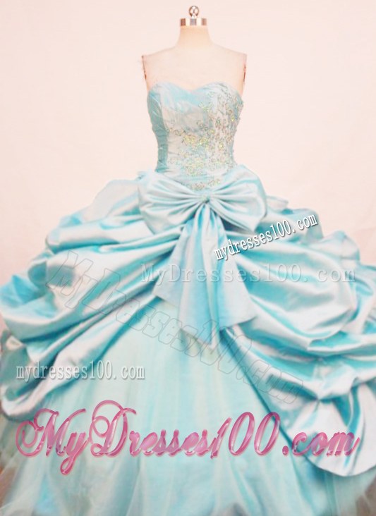 Ruching Slit and Pick-ups Dress for Quince with Big Diamond Bowknot