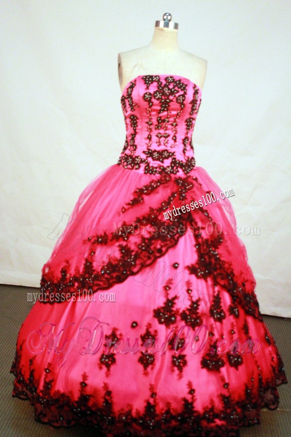 Pretty Lace Hem Appliques Hot Pink Puffy Quinceanera Dresses