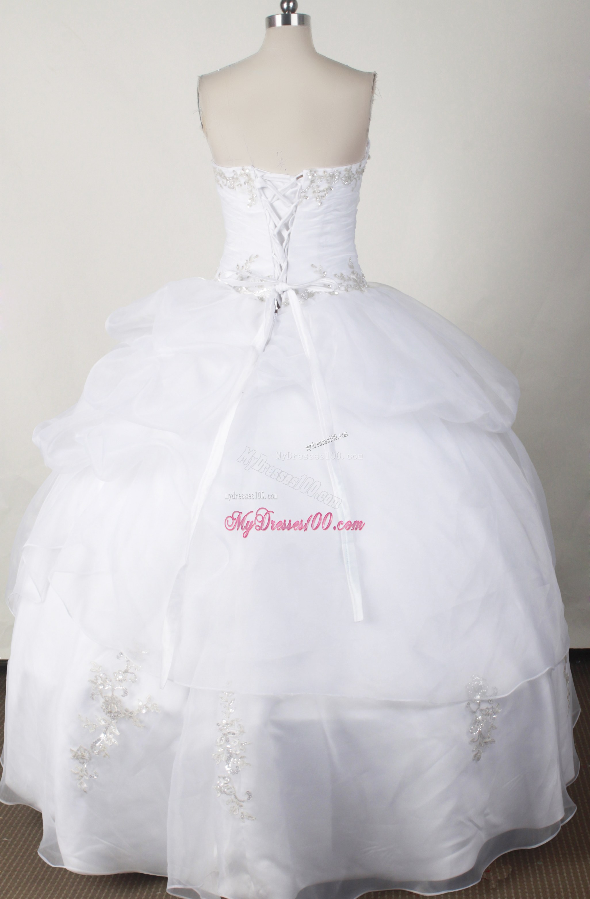 Simple Style White Puffy Quinceanera Dresses with Silvery Appliques