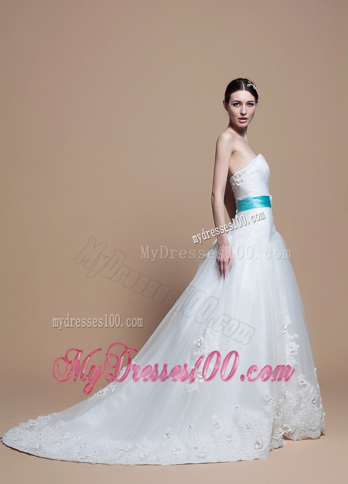 2016 Romantic A Line Sweetheart Appliques Wedding Dresses with Belt