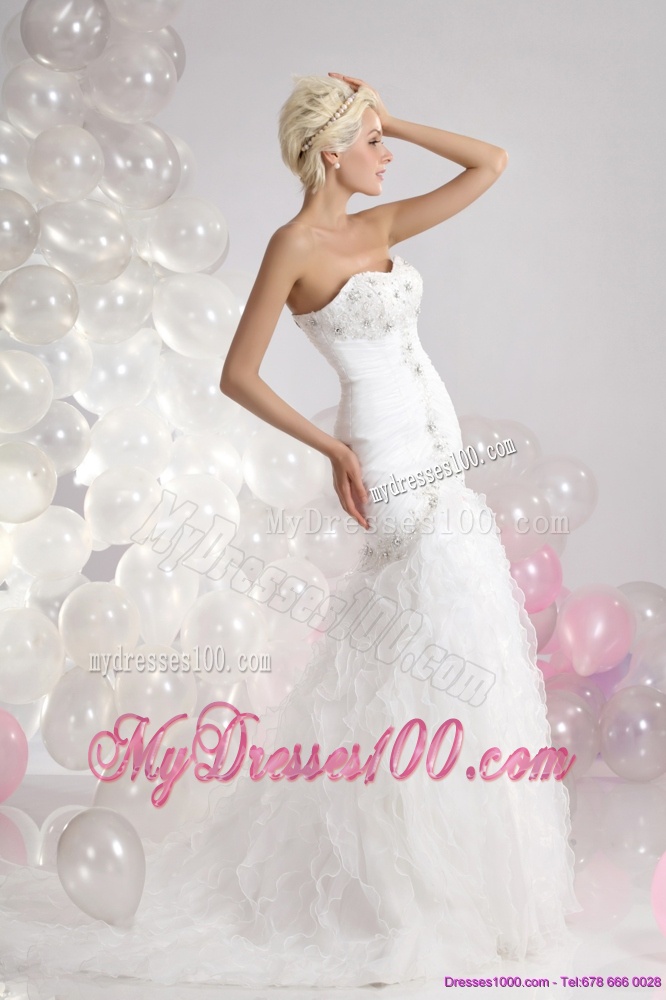 Feminine Sweetheart Wedding Dress with Appliques and Ruffles for 2016