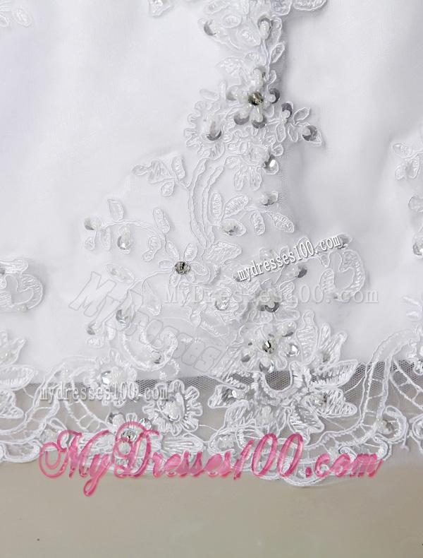 Luxurious Ball Gown Strapless Wedding Dress with Appliques and Ruching