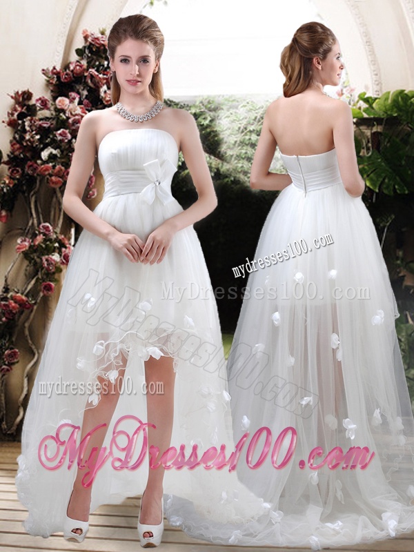 Modern Strapless Appliques and Belt Zipper Up Wedding Dresses with High Low