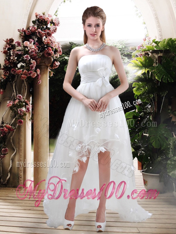 Modern Strapless Appliques and Belt Zipper Up Wedding Dresses with High Low