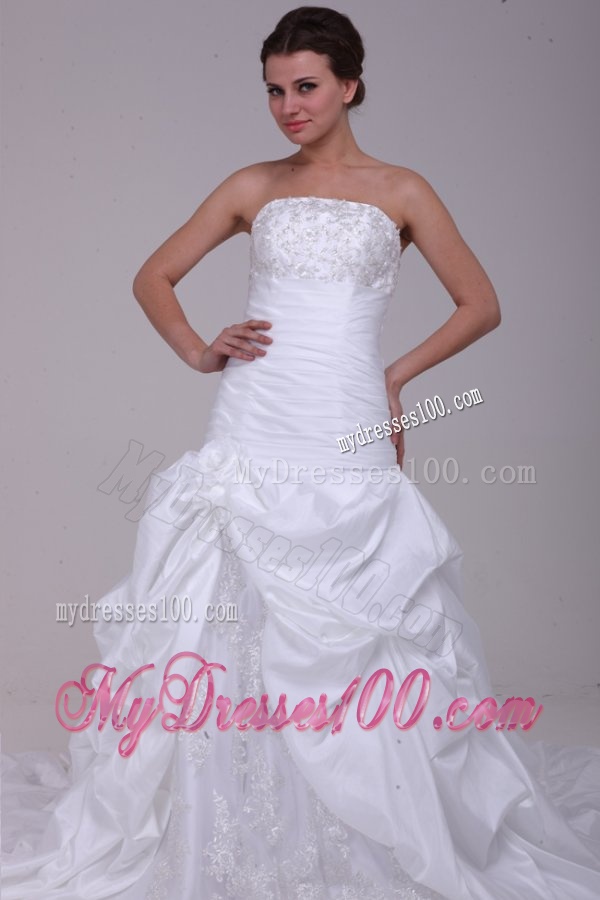 Princess Strapless Beading Taffeta Wedding Dress with Court Train