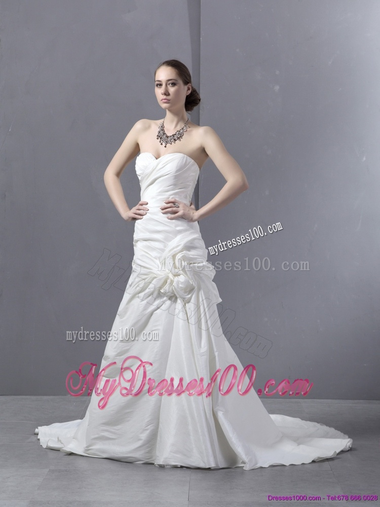 Ruffled Sweetheart Ruched White Wedding Dresses with Brush Train