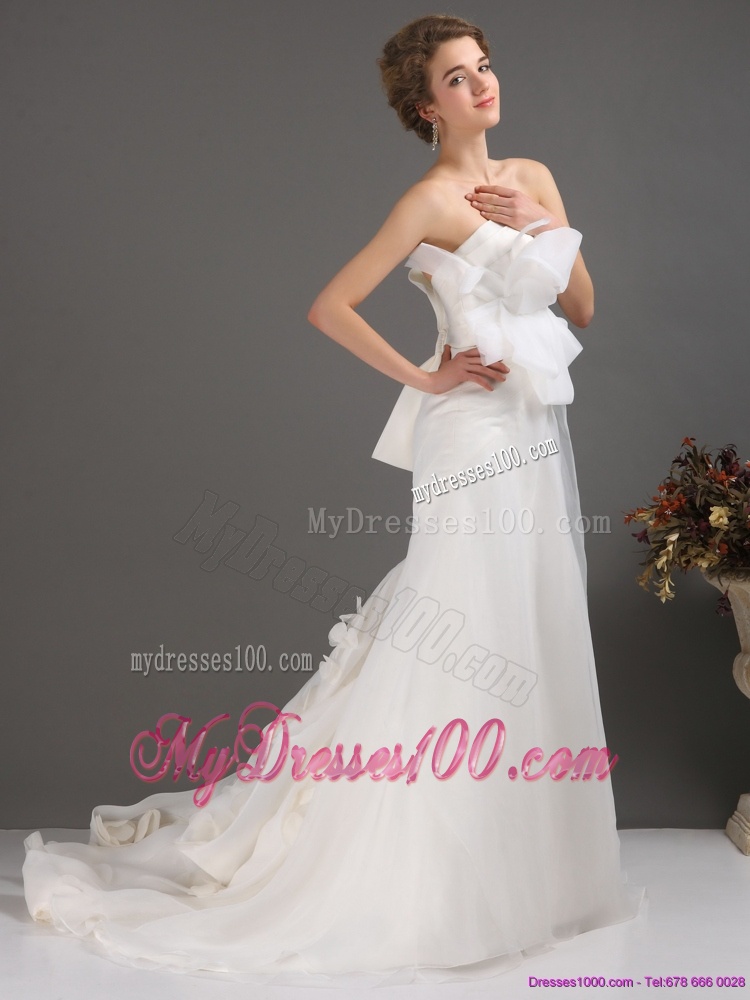 Ruffles Strapless Bownot White Wedding Dresses with Brush Train