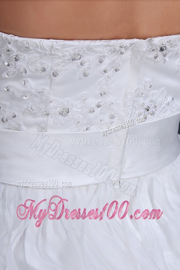 Sweetheart Short Mini-length Wedding Dress with Appliques and Ruffles