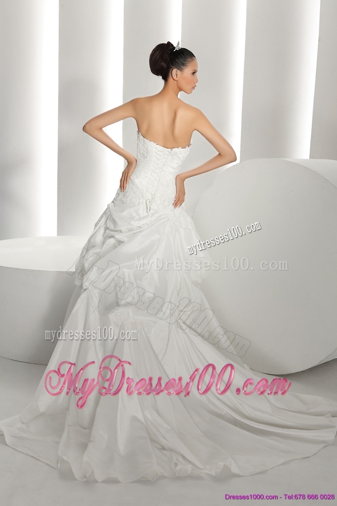 Unique White Brush Train Strapless 2016 Bridal Dresses with Ruffles