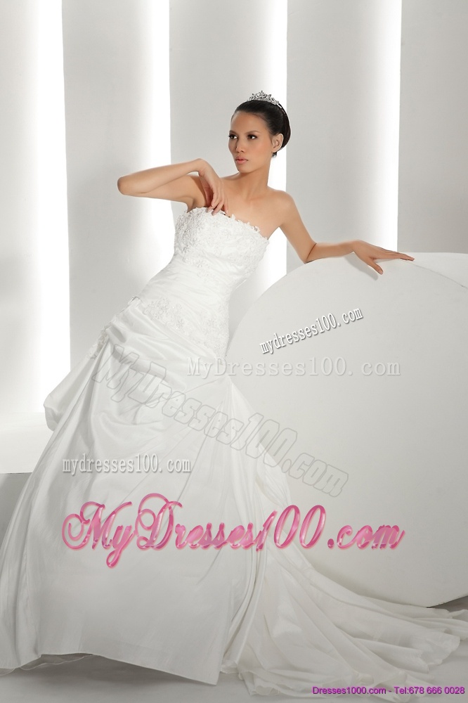 Unique White Brush Train Strapless 2016 Bridal Dresses with Ruffles