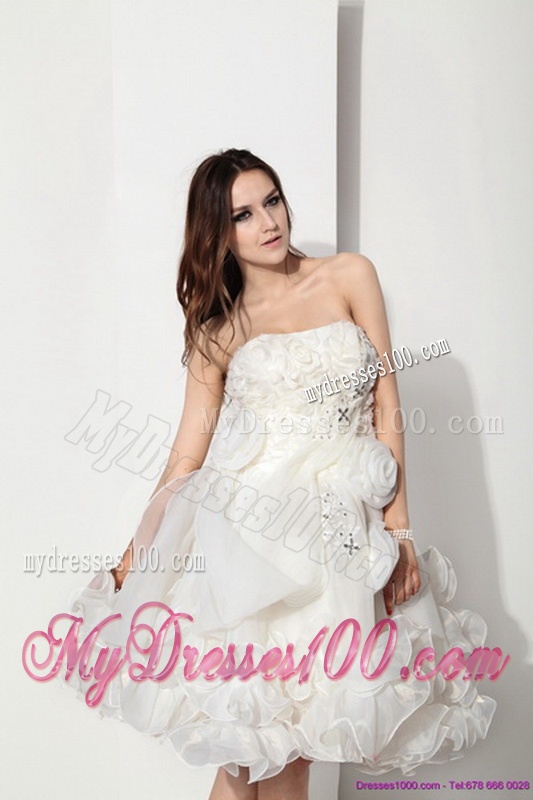 White Strapless Ruffled Short Bridal Dresses with Hand Made Flower