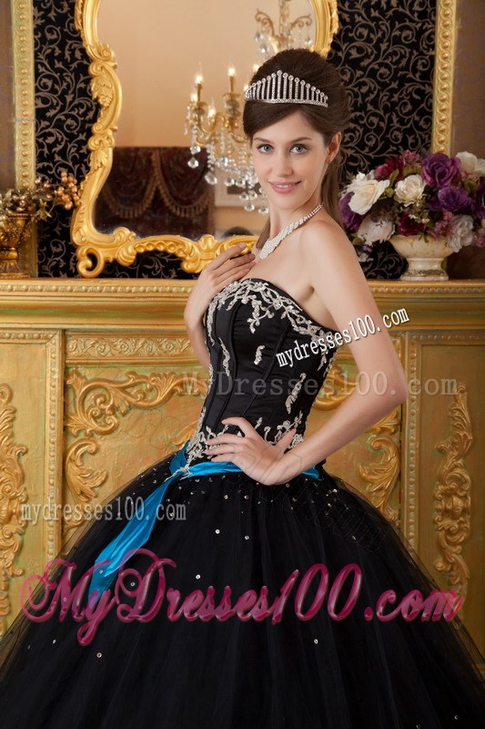 Dress for Sweet 15 in Black Strapless with Appliques and Sash