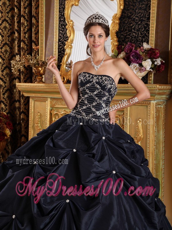 Black Ball Gown Strapless Beading Taffeta Quinceanera Dresses
