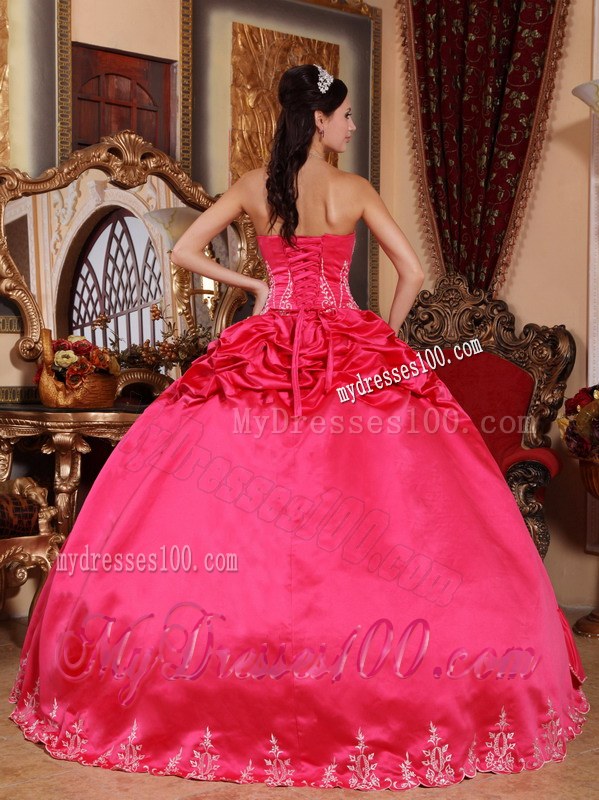 Coral Red Strapless Floor-length Tiered Quinceanera Dress with Appliques