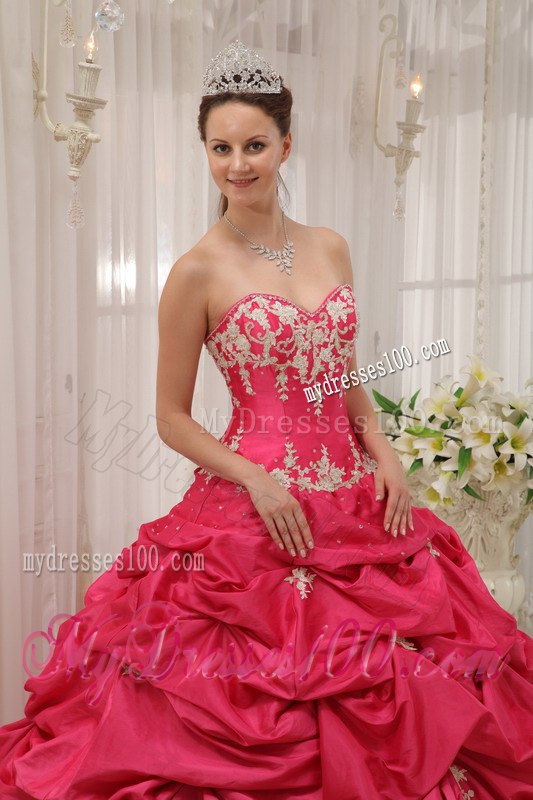 Sweetheart Floor-length Ball Gown for Sweet 16 Taffeta Appliques
