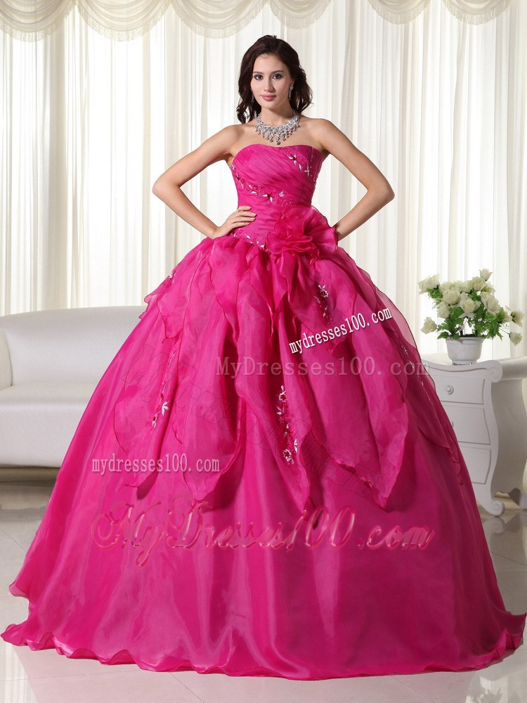 Ruching Strapless Sweet 15 Dresses with Ruffles in Fuchsia