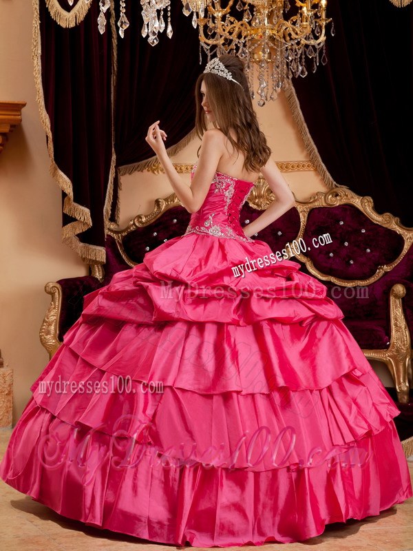 Hot Pink Sweetheart Floor-length Dress for Quinces with Appliques
