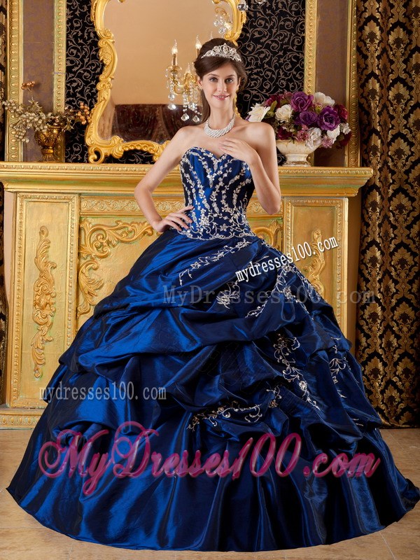 Navy Blue Ball Gown Sweetheart Taffeta Appliques Dress for Quince