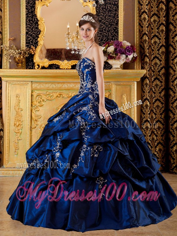 Navy Blue Ball Gown Sweetheart Taffeta Appliques Dress for Quince