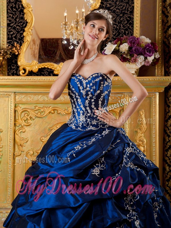 Navy Blue Ball Gown Sweetheart Taffeta Appliques Dress for Quince
