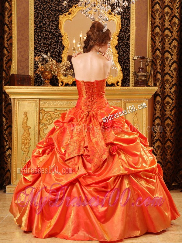 Popular Ball Gown Strapless Floor-length Taffeta Handle Flowers 