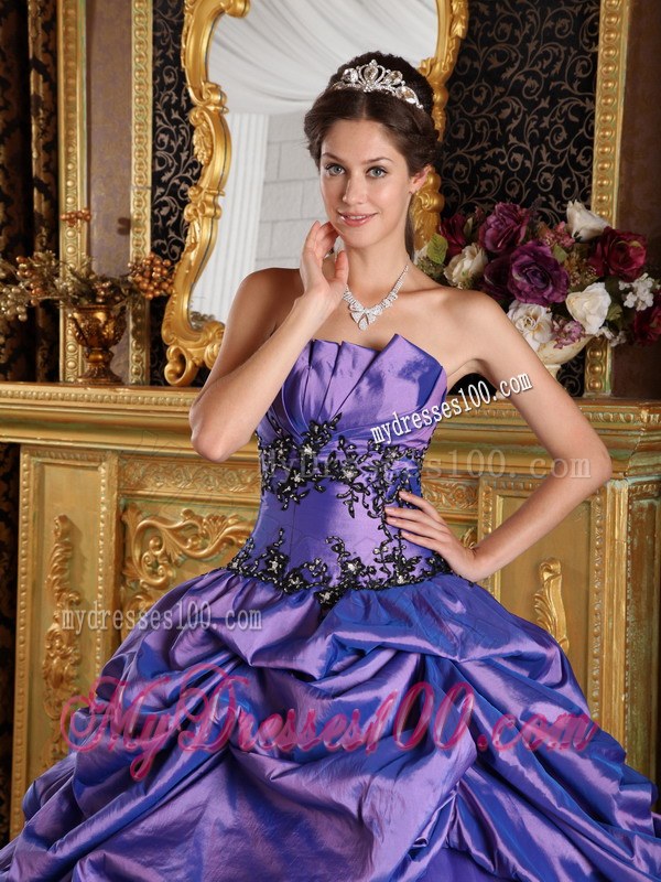 Purple Princess Sweetheart Ruched Dress for Sweet 16 with Appliques